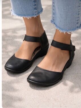 Fly London black  Mary Jane Comfort Wedge Shoes size 37